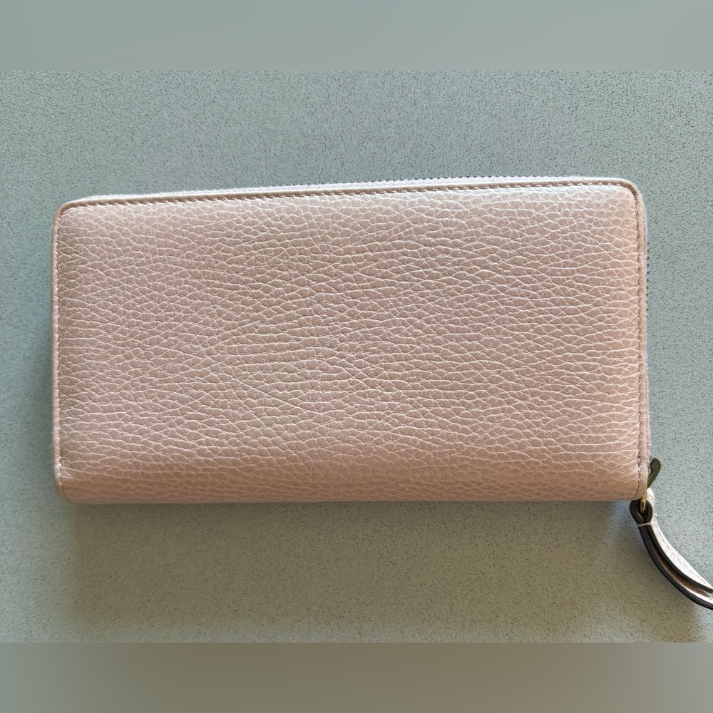 Gucci Farfalla Blush Pink Leather Zip Wallet with Gold Butterfly - Picture 3 of 9